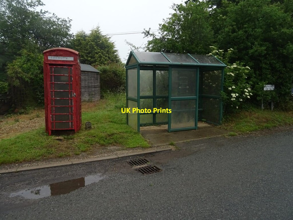 Photo 6"x4" K6 telephone box and bus shelter on South Street, Scamblesby Scamblesby c2020