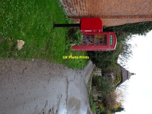 Photo 6"x4" Post box and former telephone box Grafton\/SO9837 c2020