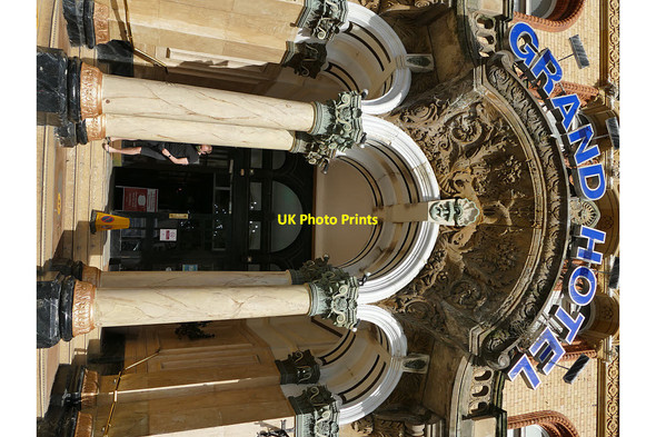 Photo 6"x4" Entrance to Scarborough Grand Hotel Scarborough\/TA0388 c2020