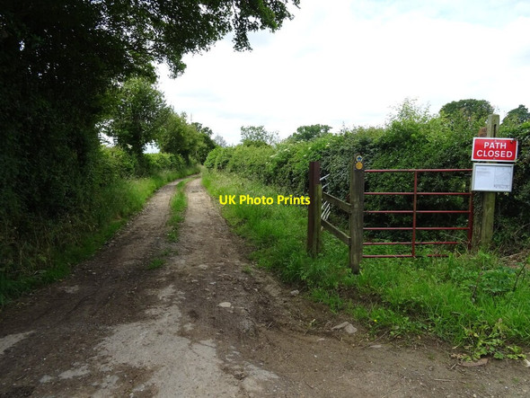 Photo 6"x4" Farm track (bridleway) near Kilburn High Kilburn c2020