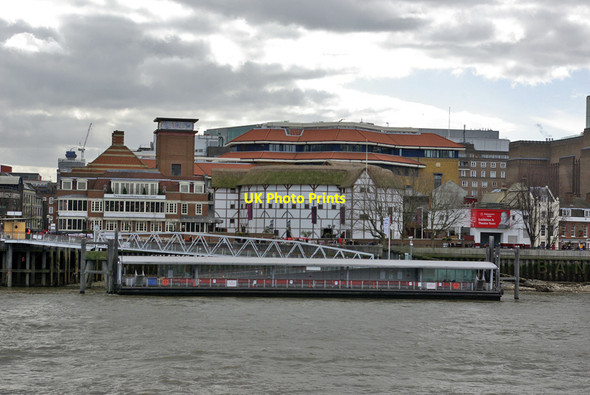 Photo 6"x4" Bankside Pier and the Globe theatre London c2009