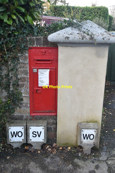 Photo 6"x4" Victorian postbox, Park Rd Southborough\/TQ5842 c2020