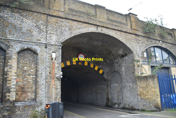 Photo 6"x4" Railway Bridge, Martello Terrace Hackney c2019