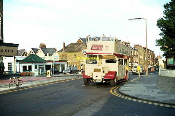 Photo 6"x4" Enjoying the fresh air, Broadstairs \u00e2\u0080\u0093 1972 Broadstairs c1972