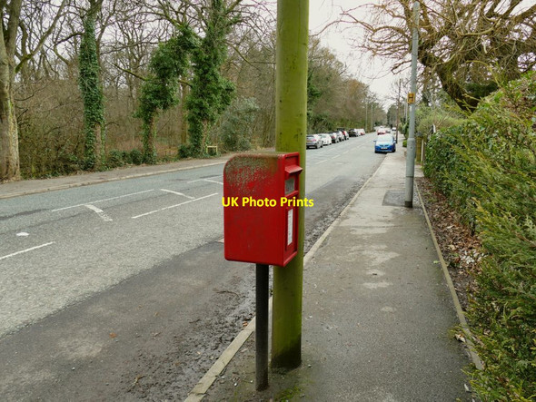 Photo 6"x4" Postbox on Woodhall Lane Pudsey\/SE2233 c2021