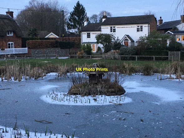 Photo 6"x4" Village pond - frozen all day East Oakley c2021