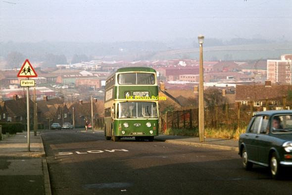 Photo 6"x4" Climbing Winnall Manor Road \u00e2\u0080\u0093 1973 Winchester c1973