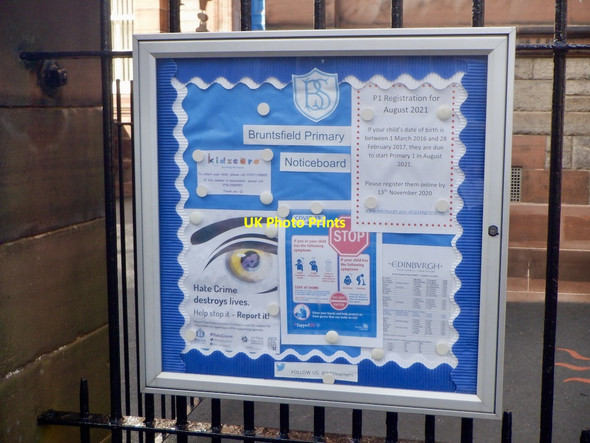 Photo 6"x4" Bruntsield Primary School noticeboard Merchiston c2021