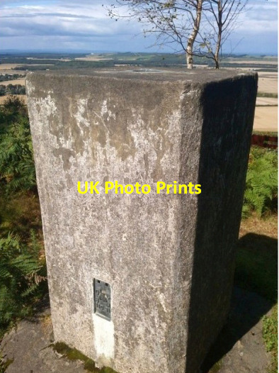 Photo 6"x4" Cutties Hillock Trig Point Flush Bracket 11091 Quarrywood c2014