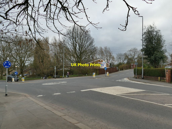 Photo 6"x4" Roundabout in the centre of Gildersome Morley\/SE2627 c2021