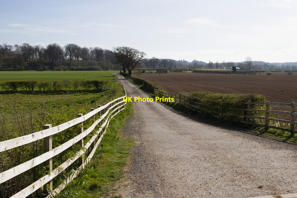 Photo 6"x4" Track to Quarry House Farm West Tanfield c2021