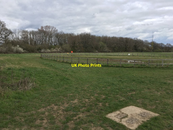 Photo 6"x4" Retention pond - Ash Green Meadows Ash Green\/SU9049 c2021