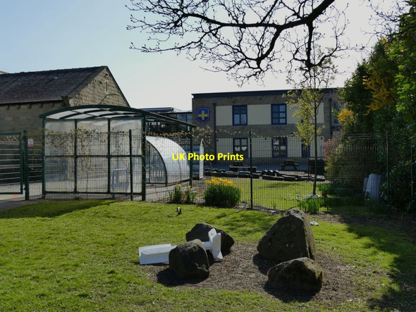 Photo 6"x4" St Oswald's C of E Primary School, Guiseley - newer buildings Guiseley c2021
