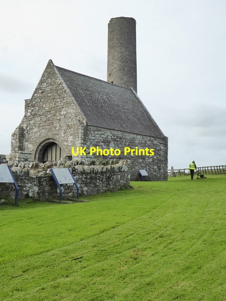 Photo 6"x4" St Caimin's Church and the Round Tower on Inis Cealtra Mountshannon c2017