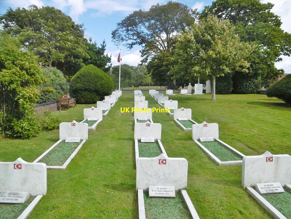 Photo 6"x4" Alverstoke, Turkish cemetery Gosport\/SU5900 c2017