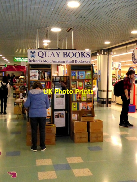 Photo 6"x4" Quay Books Limerick c2017