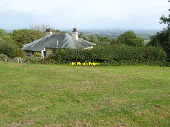 Photo 6"x4" The roof of a house in the Malvern Hills Chandler's Cross\/SO7738 c2017