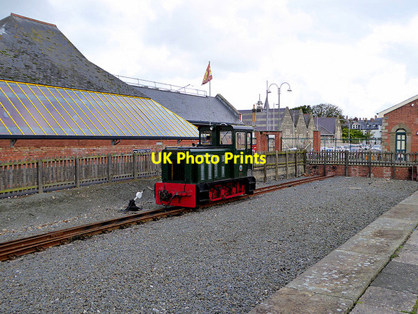 Photo 6"x4" Shunting at Aberystwyth Aberystwyth c2017
