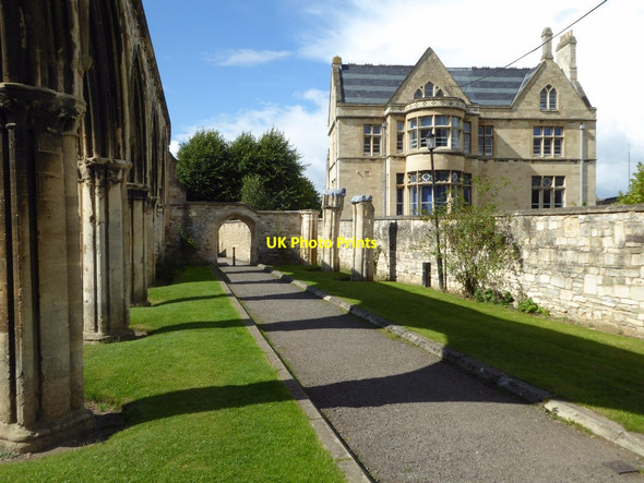 Photo 6"x4" The remains of former Infirmary Gloucester c2017
