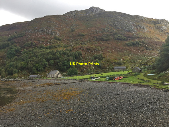 Photo 6"x4" Shore at Tarbet Tarbet\/NM7992 c2017