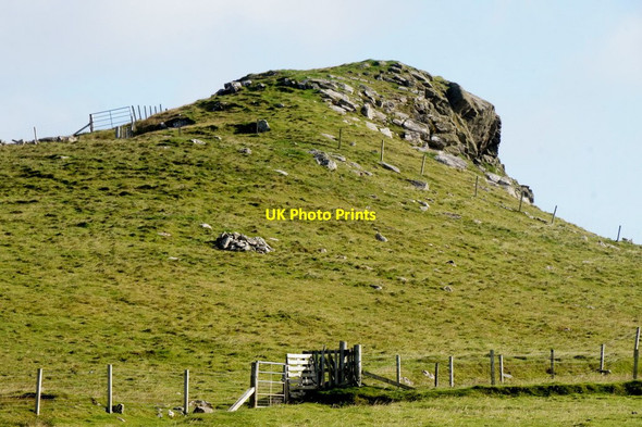 Photo 6"x4" Rocky outcrop at Vinstrick, Lund Underhoull c2017