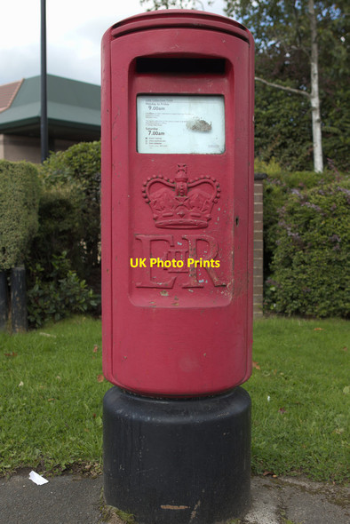 Photo 6"x4" Elizabeth II Postbox, Bankwood Way Adwalton c2017