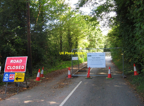 Photo 6"x4" Temporary closure of Kingsway, Stourport-on-Severn Stourport-on-Severn c2017