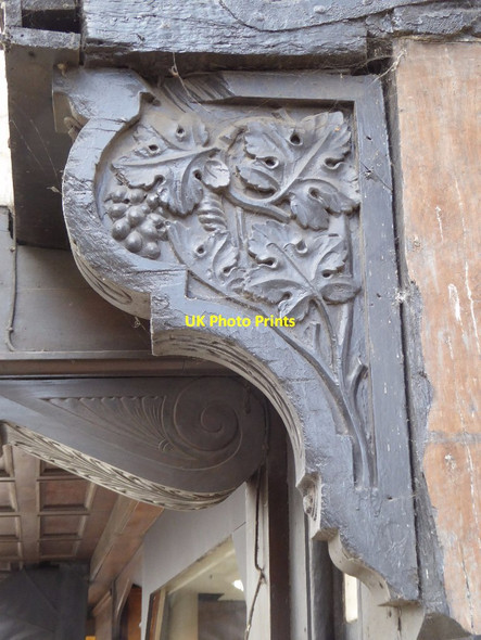 Photo 6"x4" Carving detail on Cross House Tewkesbury c2017