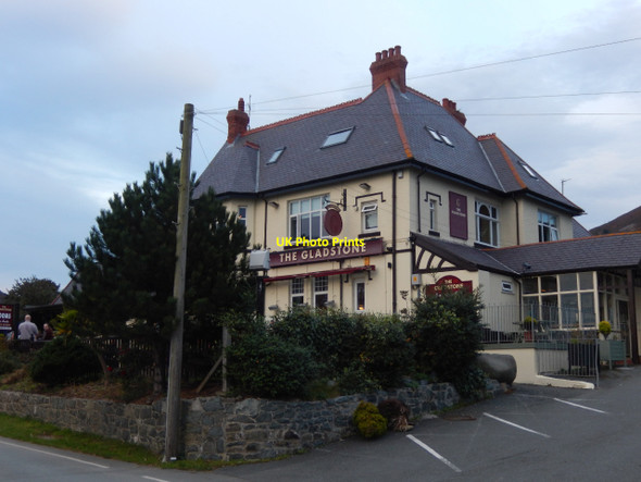 Photo 6"x4" The Gladstone, Dwygyfylchi Penmaenmawr c2017