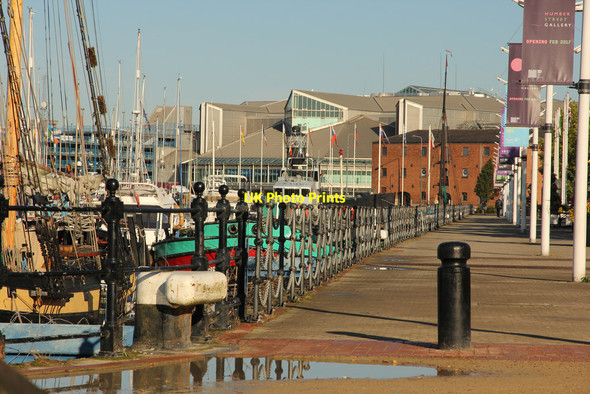 Photo 6"x4" Humber Dock Marina Kingston upon Hull c2017