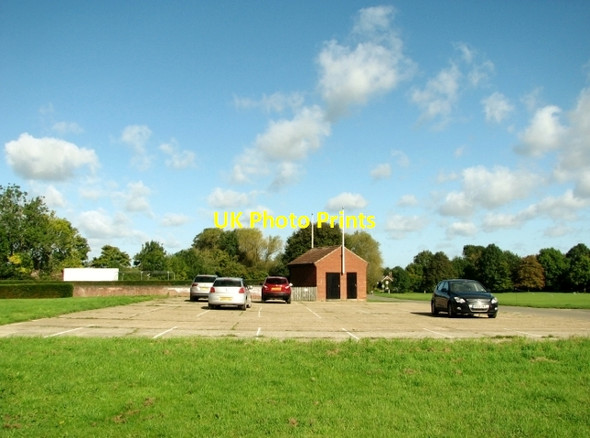 Photo 6"x4" Car park on Swardeston Common Swardeston c2017
