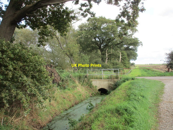 Photo 6"x4" Bridge over a drain, Heigholme Lane Leven\/TA1045 c2017