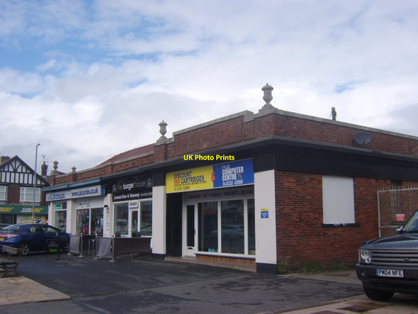 Photo 6"x4" Shops at 107 - 113 Victoria Road West Cleveleys c2017