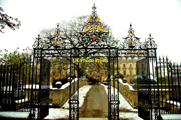 Photo 6"x4" Clare Bridge in the snow Cambridge\/TL4658 c2007