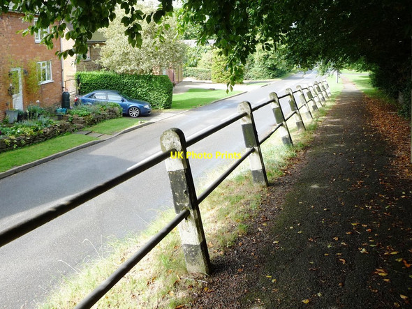 Photo 6"x4" Raised pavement, High Street, Yelvertoft Yelvertoft c2017