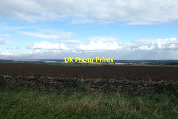 Photo 6"x4" Stone wall and fields Cold Kirby c2017