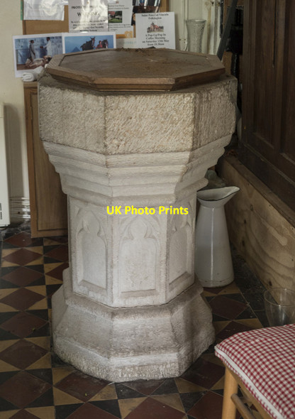 Photo 6"x4" St Peter ad Vincula, Folkington - Font Folkington c2017