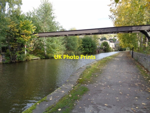 Photo 6"x4" Leeds and Liverpool Canal at Bingley Bingley\/SE1139 c2017