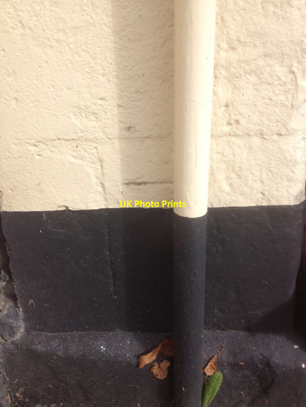 Photo 6"x4" The possible remains of a cut bench mark on the Fountain Inn Wells c2017