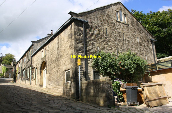 Photo 6"x4" Housing on Town Gate Hebden Bridge c2017