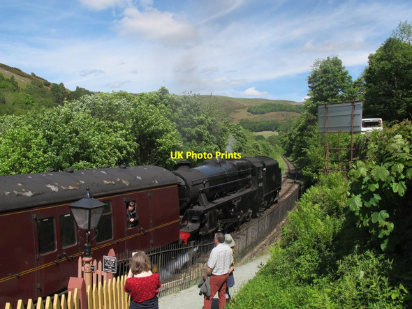 Photo 6"x4" Train departing Berwyn station Llangollen c2017