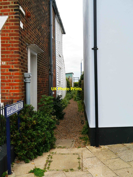 Photo 6"x4" Shipyard Alley, Whitstable, Kent Whitstable c2017