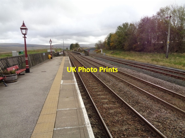 Photo 6"x4" Ribblehead Railway Station Ribble Head\/SD7779 c2017