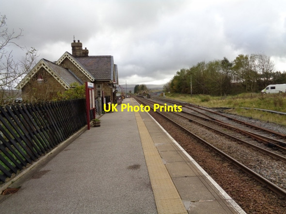 Photo 6"x4" Ribblehead Railway Station Ribble Head\/SD7779 c2017 P1