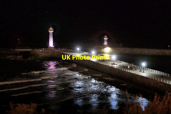 Photo 6"x4" Whitby Harbour, West Pier at Night Whitby\/NZ8910 c2017