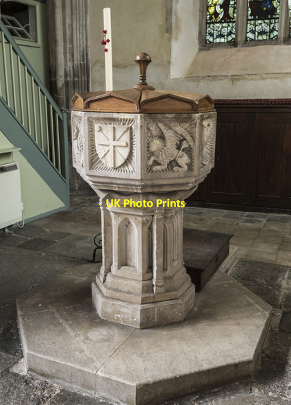 Photo 6"x4" St James, Nayland - Font Nayland c2017