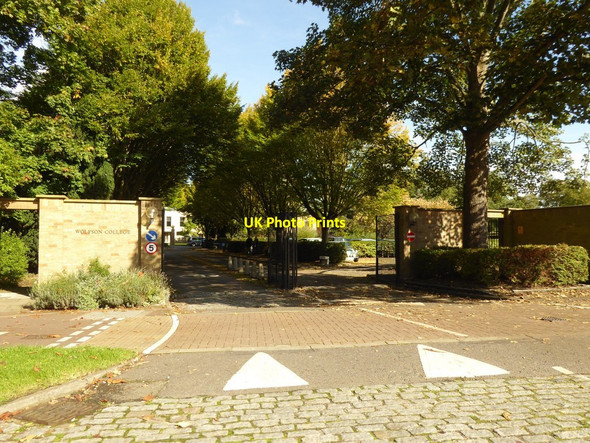 Photo 6"x4" Entrance to Wolfson College, Cambridge Newnham\/TL4457 c2017