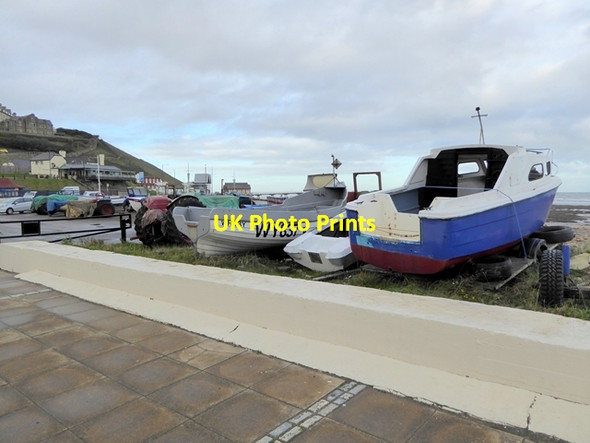 Photo 6"x4" Boats hauled out above Saltburn beach Saltburn-By-The-Sea c2017