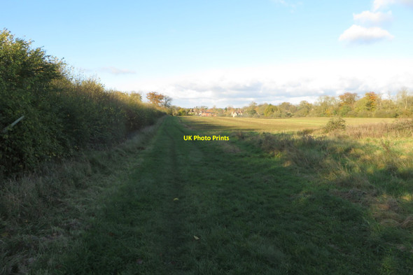 Photo 6"x4" Footpath into Turvey Turvey c2017