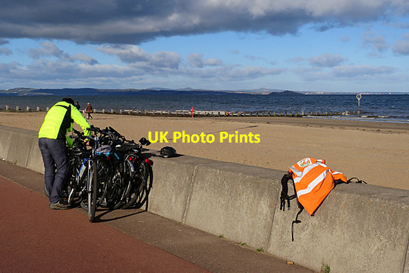 Photo 6"x4" Bike Parking Craigentinny c2017